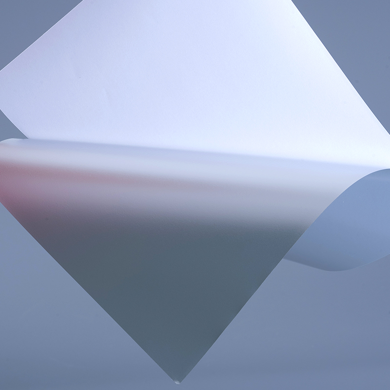 UV 잉크젯 인쇄용 수성 아크릴 접착제가 포함된 50mic 매트 실버 PET 라벨 재료 필름