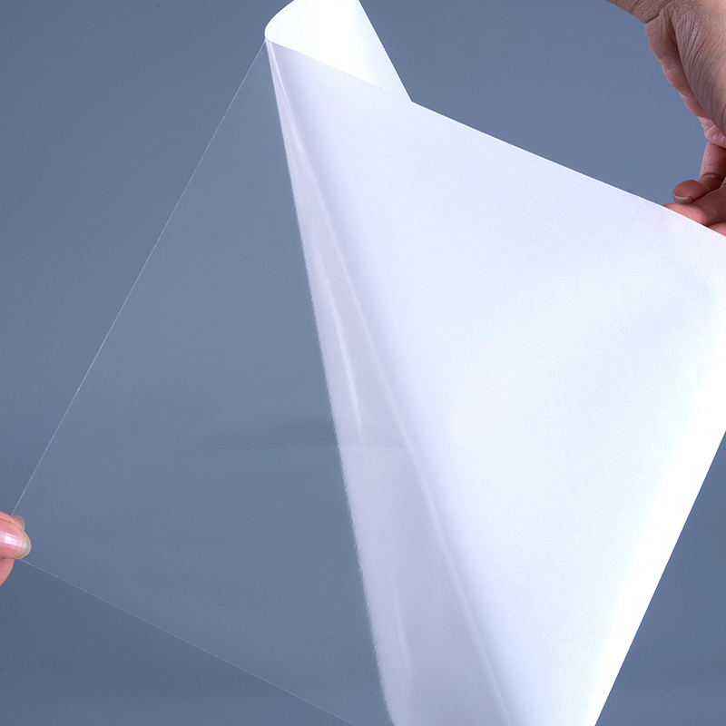 제거 가능한 접착성 투명 폴리에스테르 라벨이 있는 25mic 투명 PET 필름