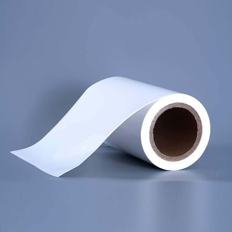 잉크젯 인쇄용 아크릴 접착제 점보 롤이 포함된 25mic 광택 PET 비닐 필름 라벨 재료