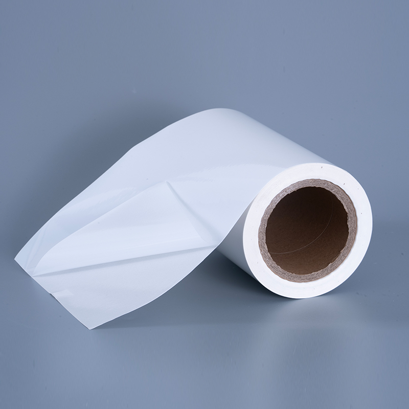 잉크젯 인쇄용 아크릴 접착제 점보 롤이 포함된 25mic 광택 PET 비닐 필름 라벨 재료