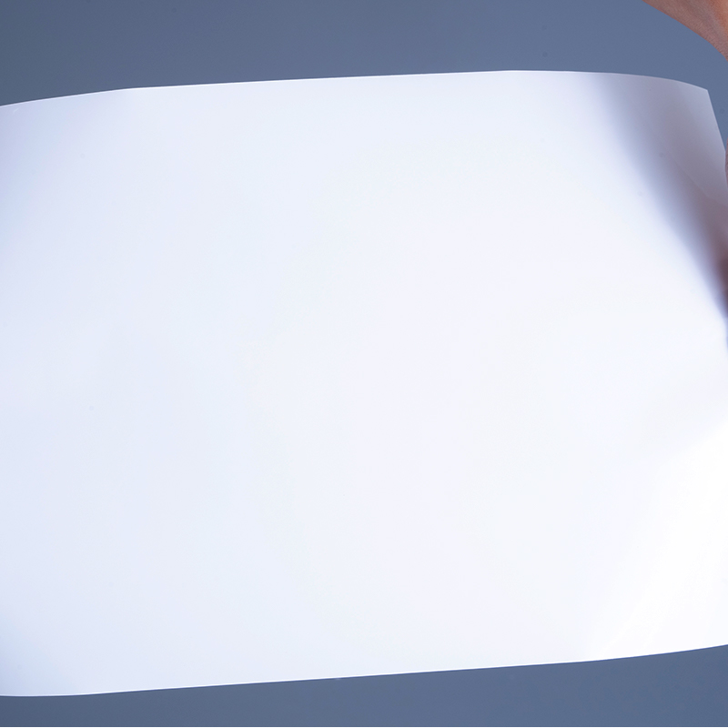 잉크젯 인쇄용 아크릴 접착제 점보 롤이 포함된 25mic 광택 PET 비닐 필름 라벨 재료