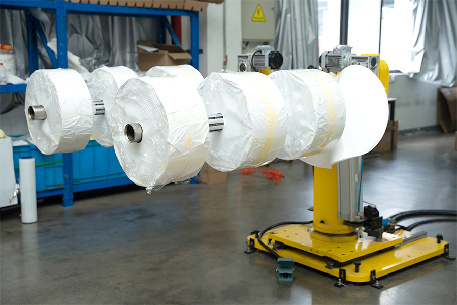 자체 접착 잉크젯 재료