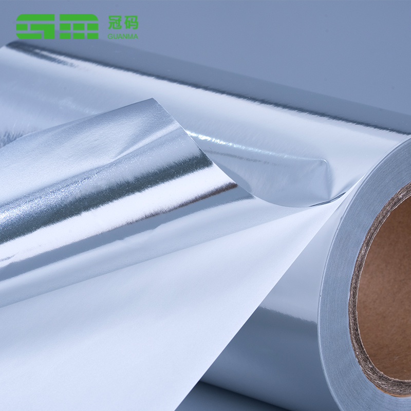 50mic 광택 있는 은 PP 자체 접착 종이 점보 롤(타이어 접착제 포함)